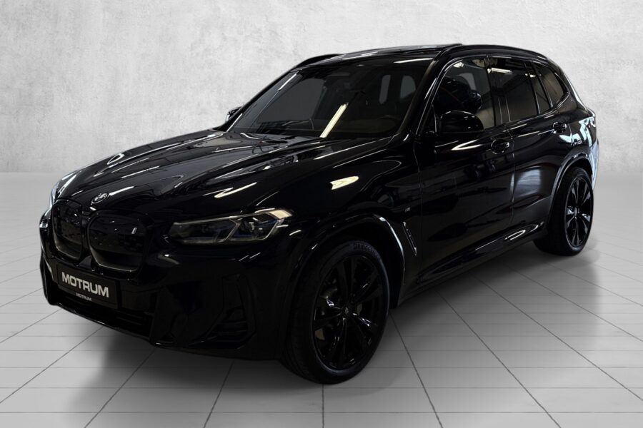 BMW iX3