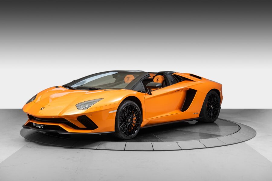 Lamborghini Aventador